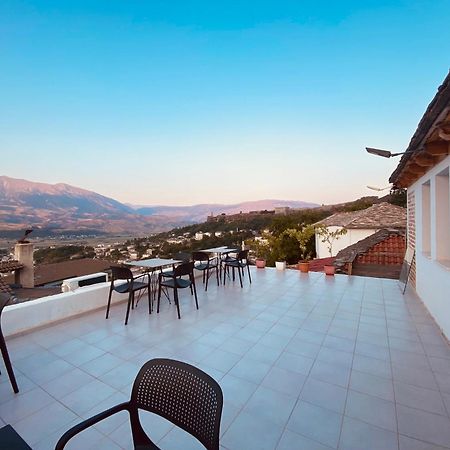 Vila Eri Gjirokaster Luaran gambar