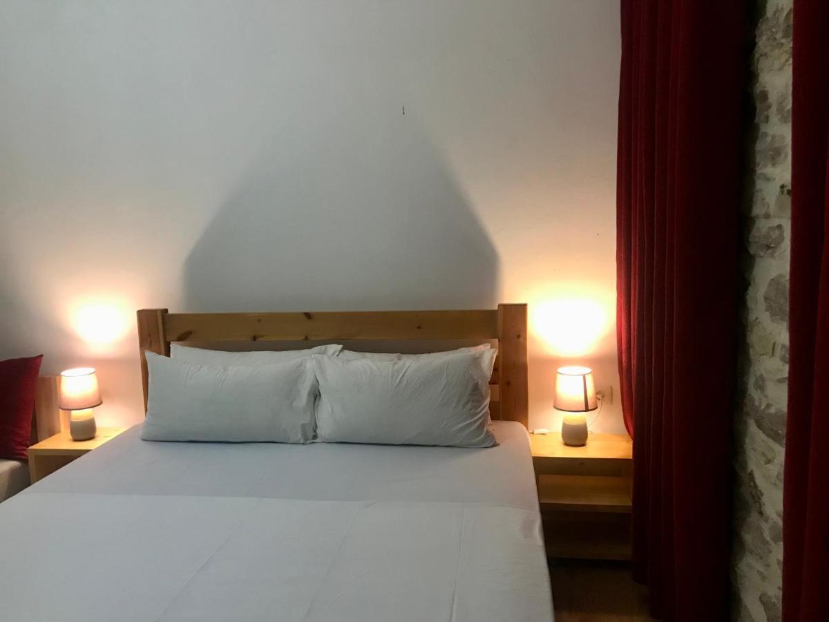 Vila Eri Gjirokaster Luaran gambar