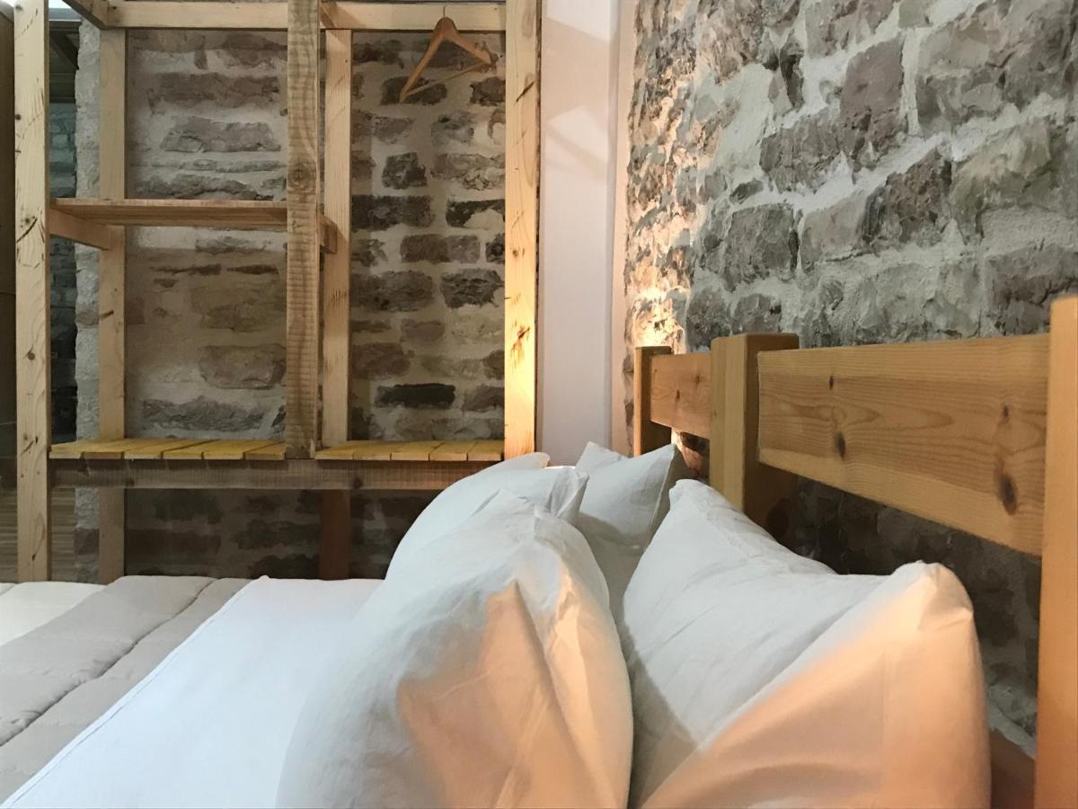 Vila Eri Gjirokaster Luaran gambar