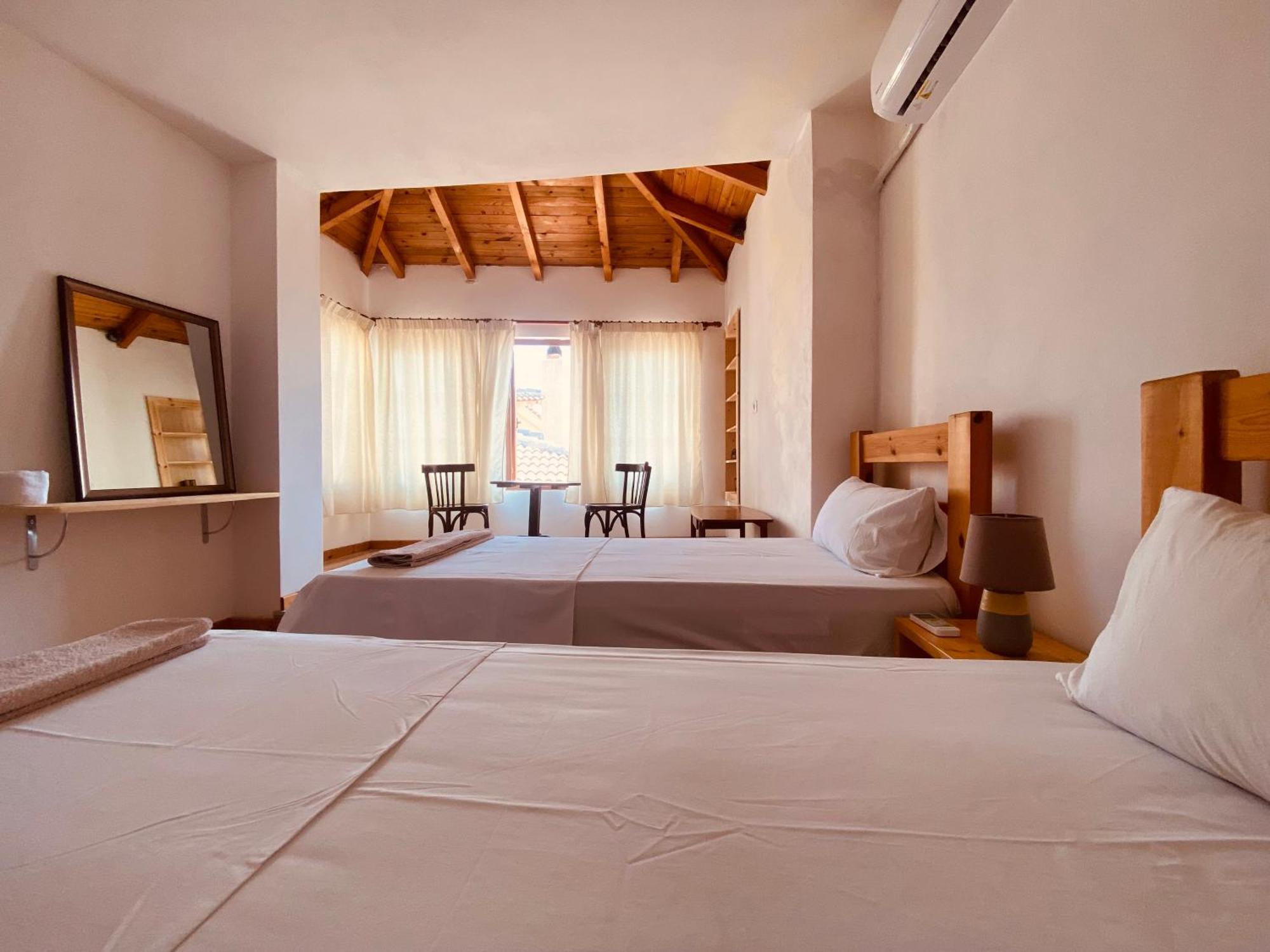 Vila Eri Gjirokaster Luaran gambar