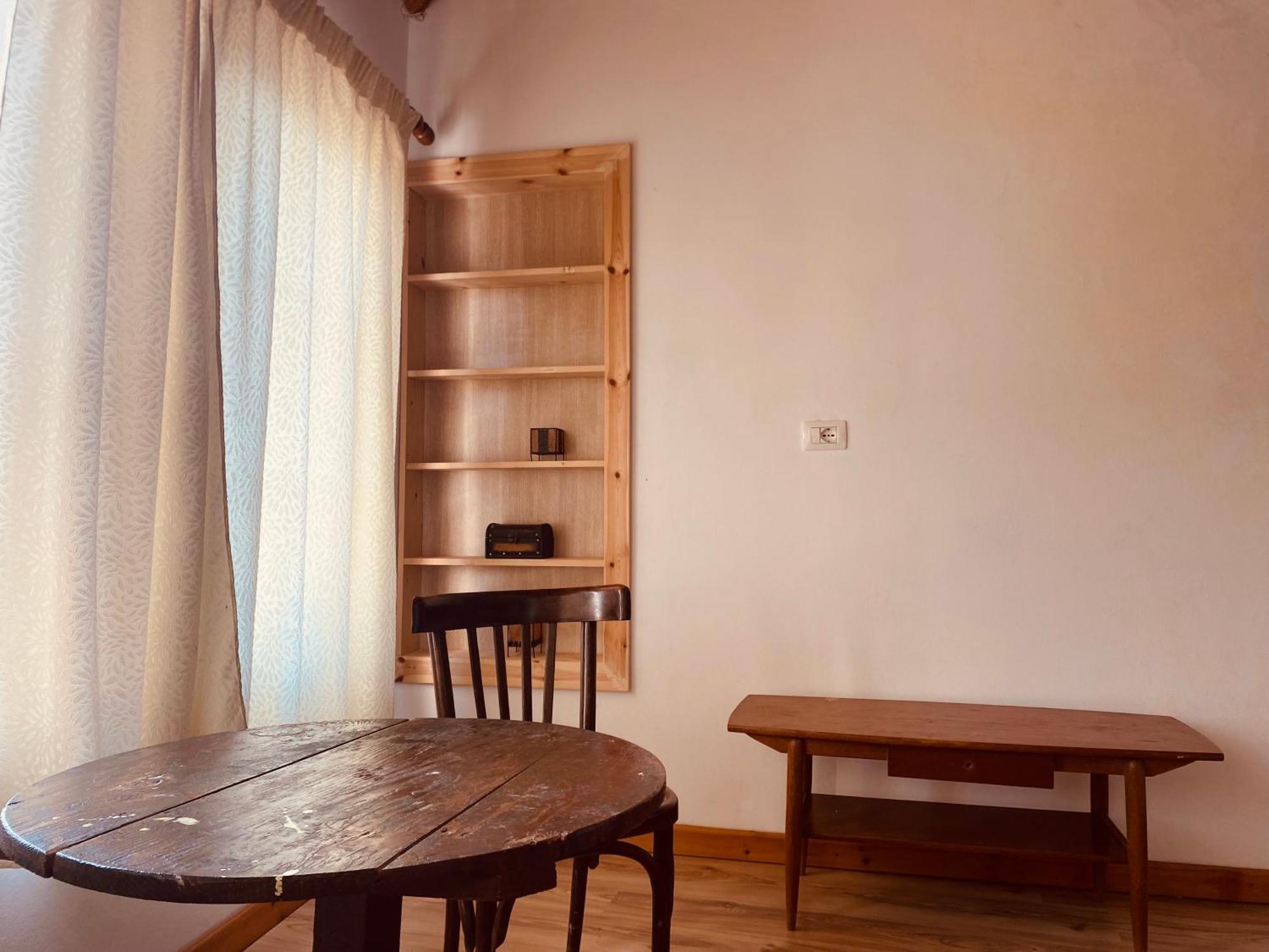 Vila Eri Gjirokaster Luaran gambar
