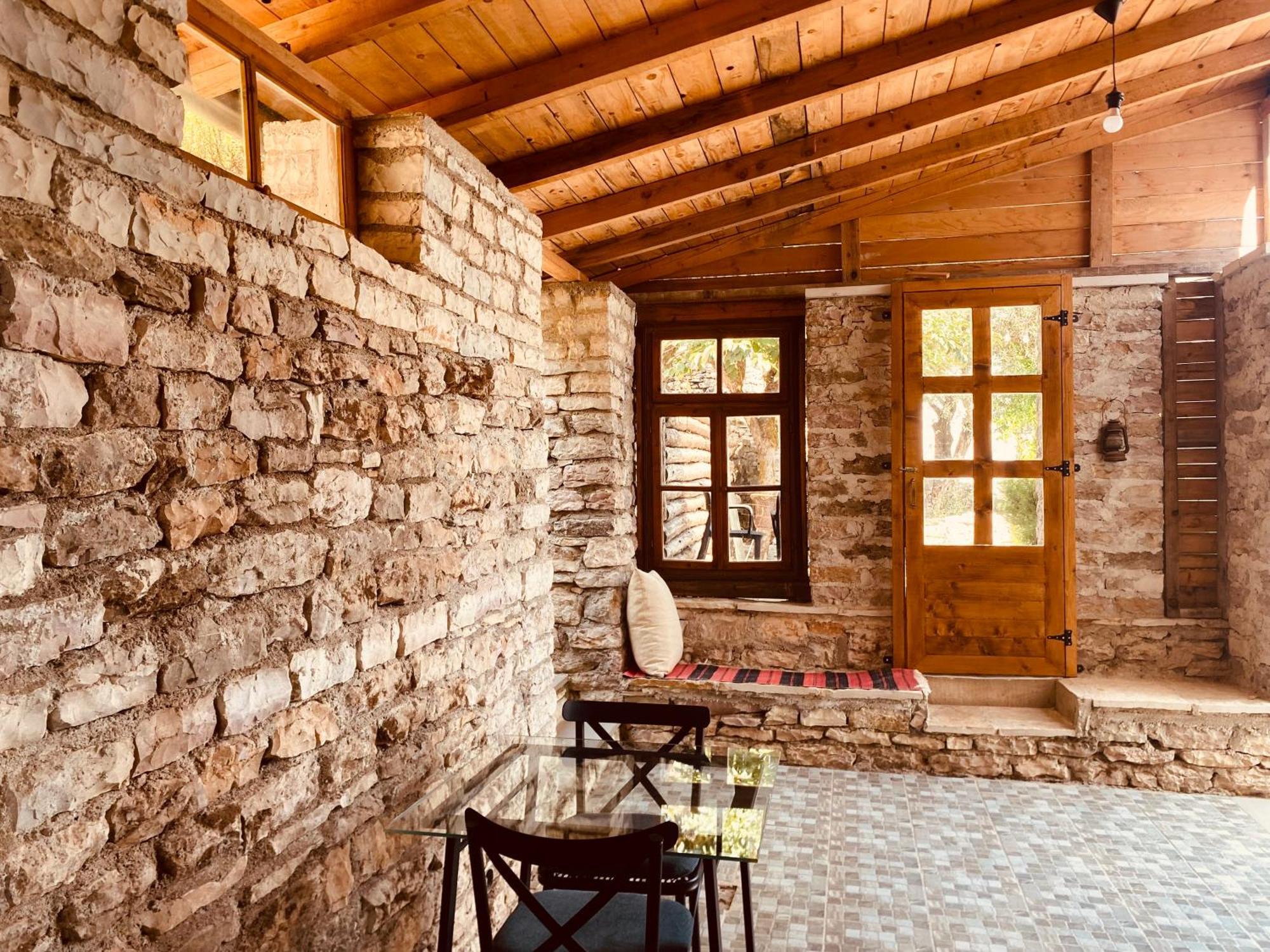Vila Eri Gjirokaster Luaran gambar