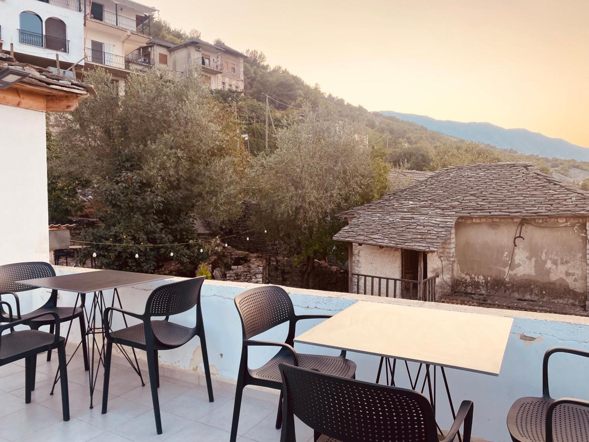 Vila Eri Gjirokaster Luaran gambar