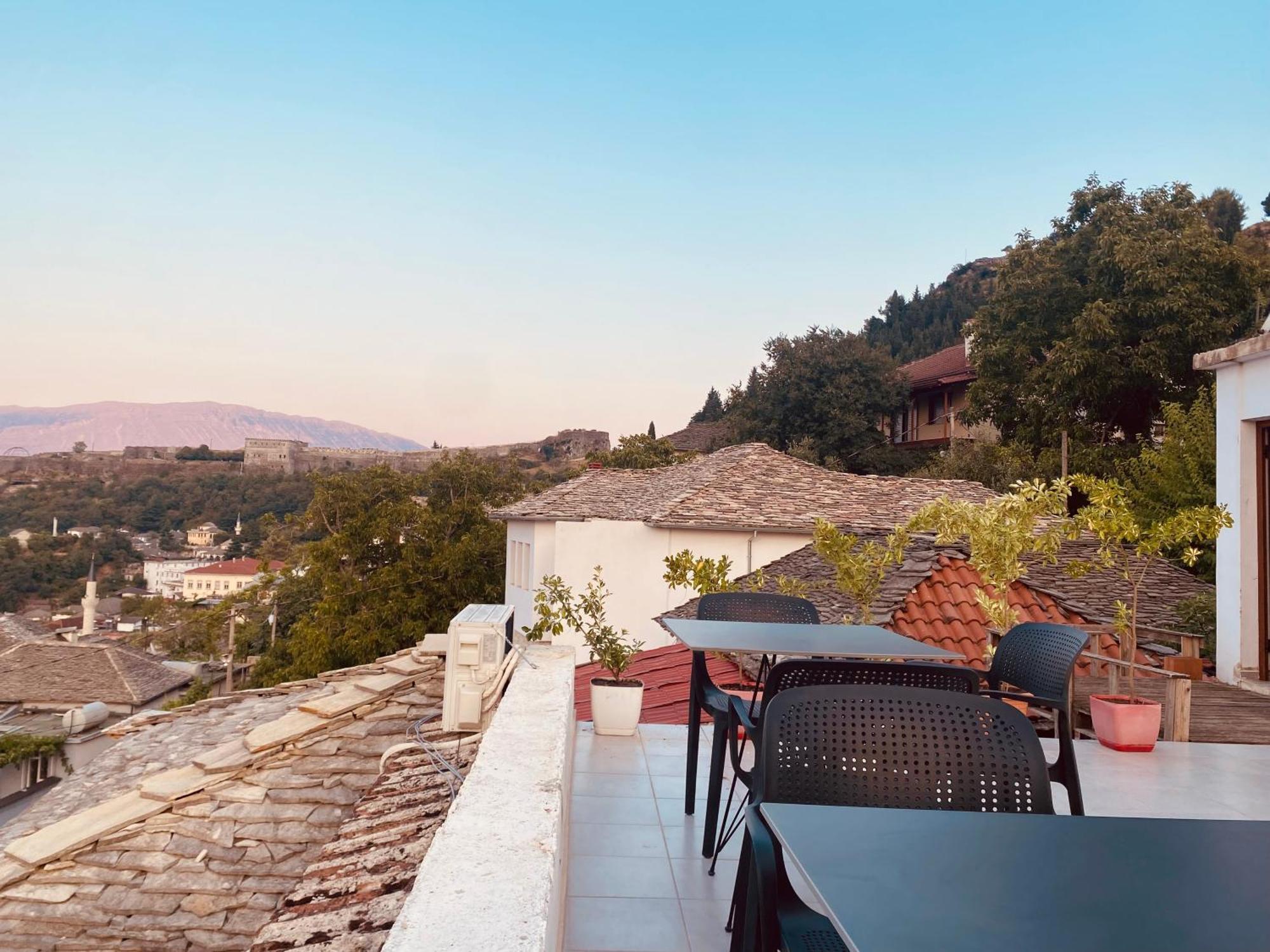 Vila Eri Gjirokaster Luaran gambar