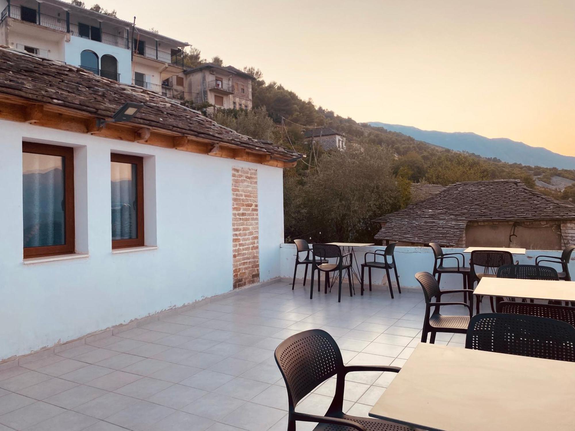 Vila Eri Gjirokaster Luaran gambar